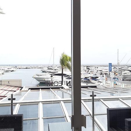Front Port Line Sleeps 6 Apartment Marbella Exterior photo
