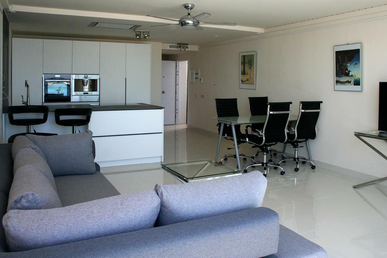 Front Port Line Sleeps 6 Apartment Marbella Exterior photo