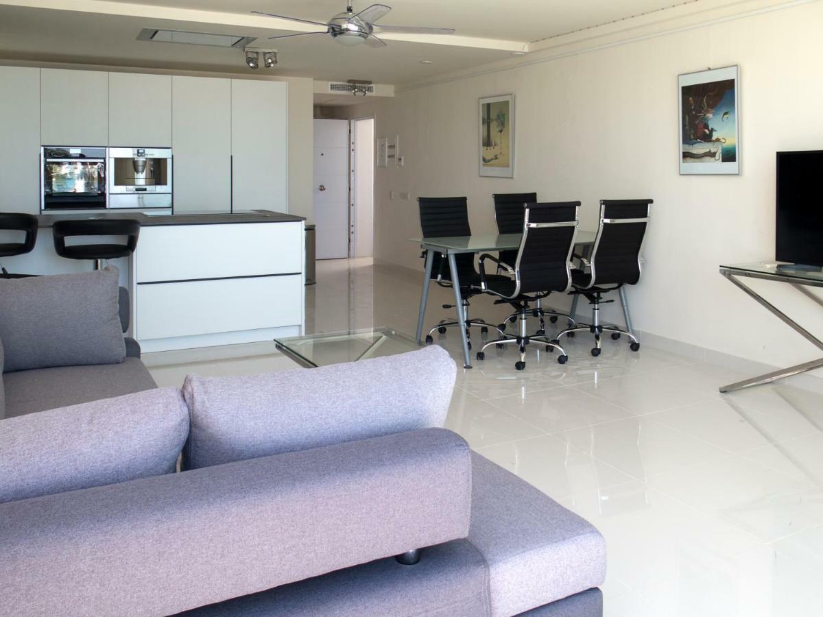 Front Port Line Sleeps 6 Apartment Marbella Exterior photo