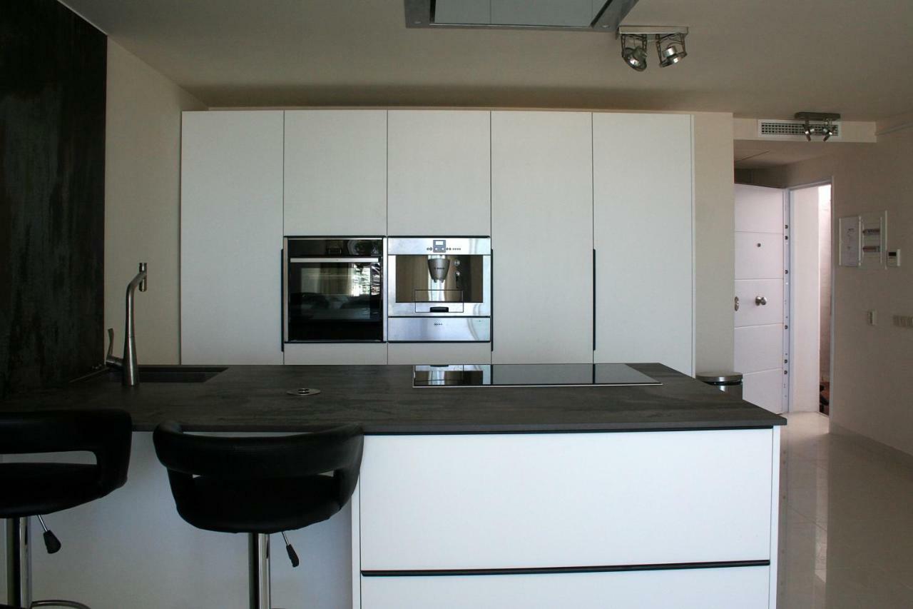Front Port Line Sleeps 6 Apartment Marbella Exterior photo